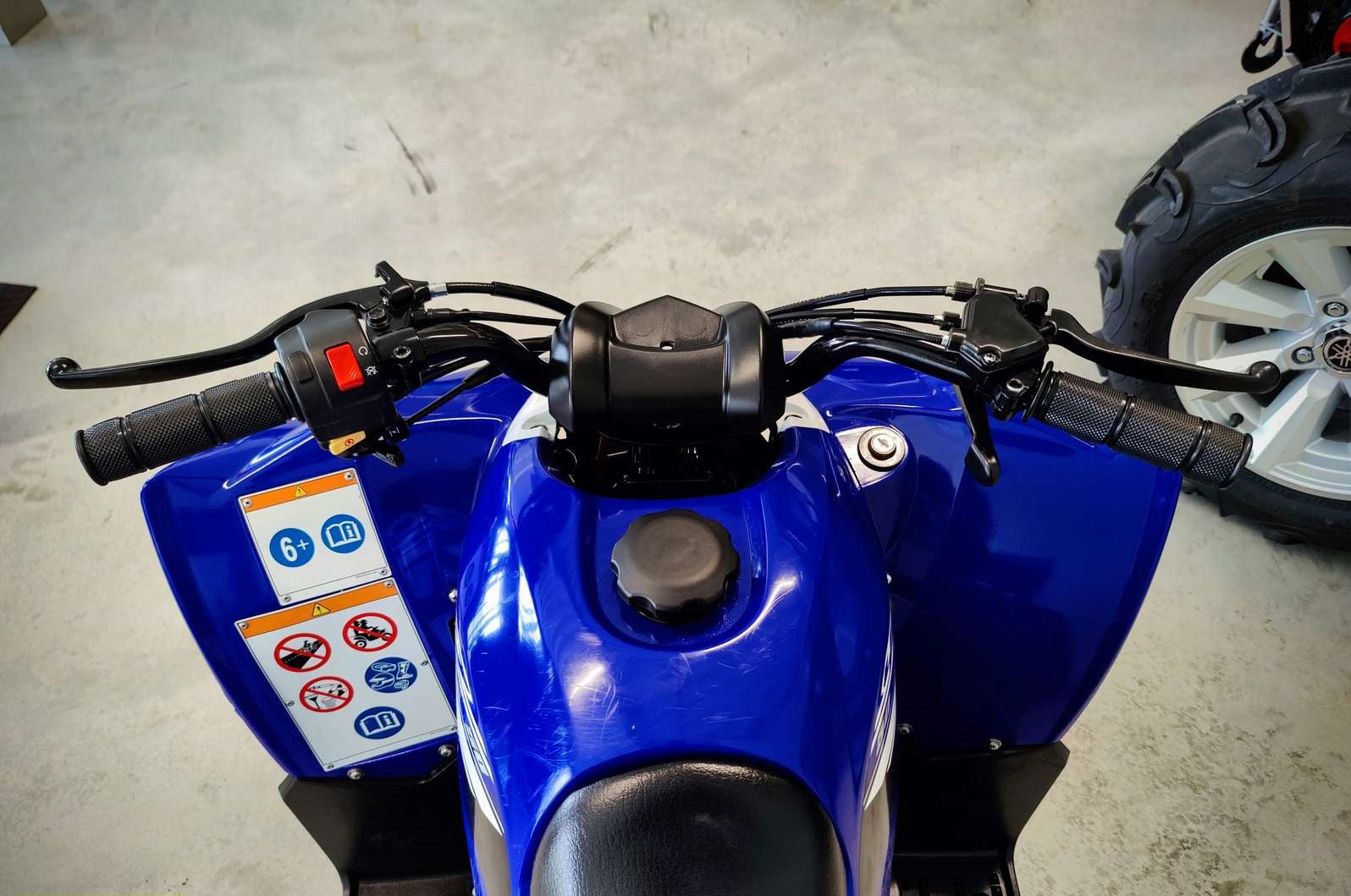 Yamaha YFZ 50 Traction : 2x4