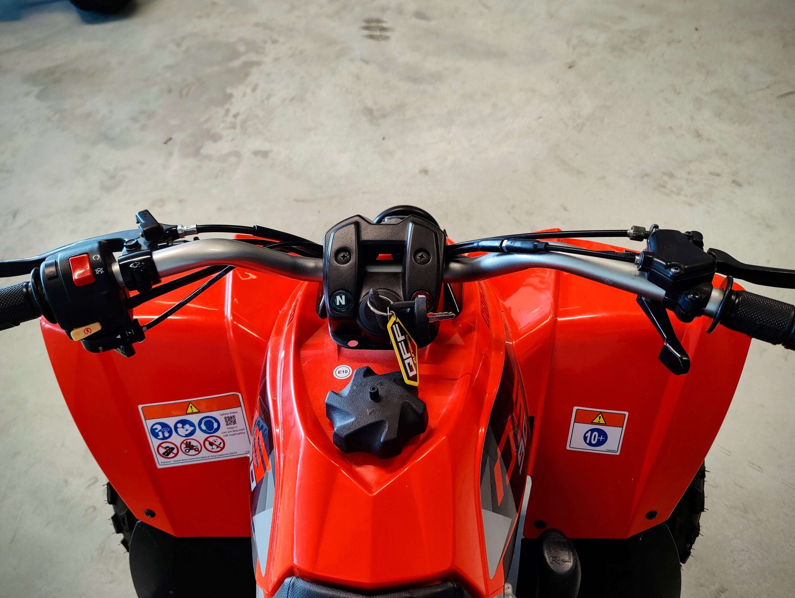 Can-Am DS 90 STD (2021) Traction : 2×4